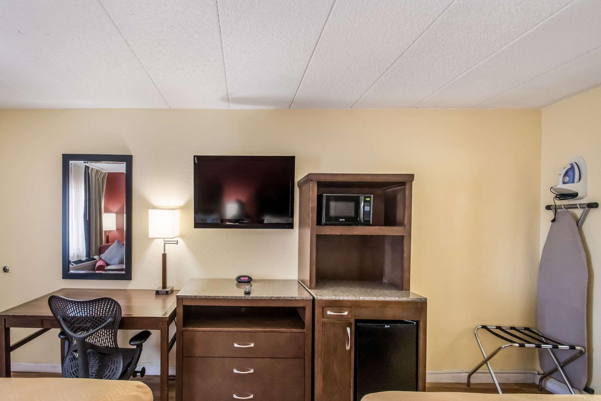 Econo Lodge Kearney - Liberty Exterior photo